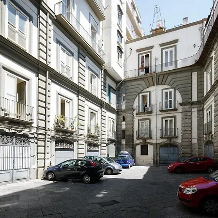 Domus San Severo 4* Neapel